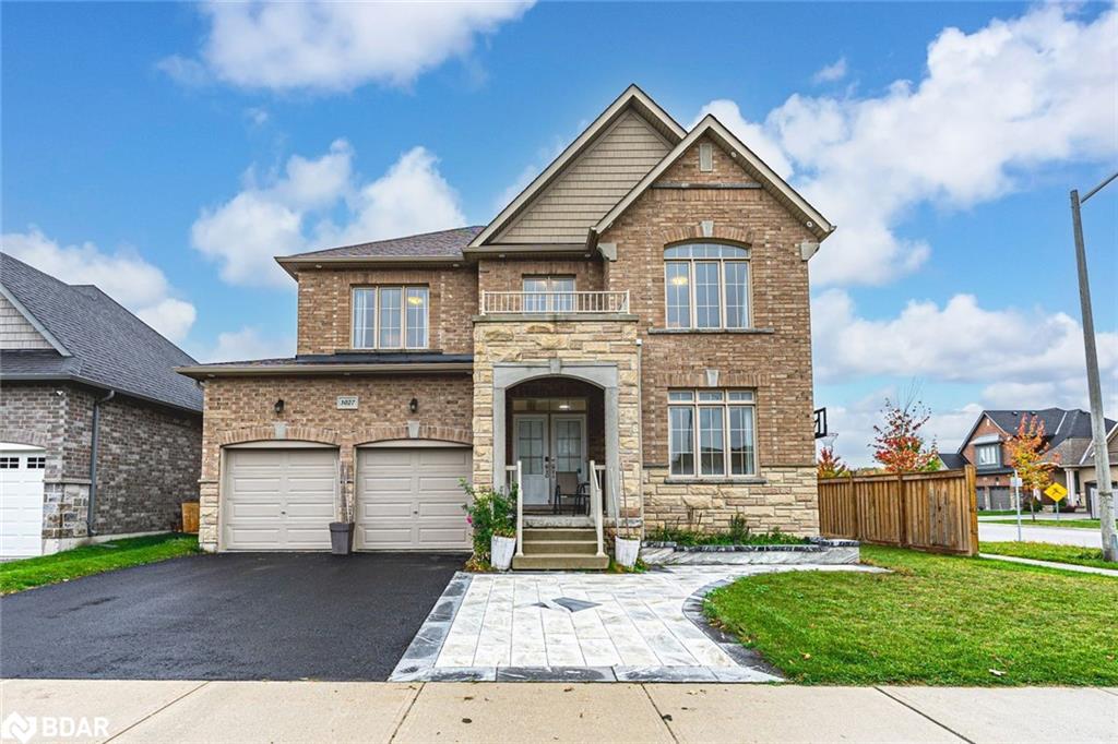 3027 Monarch Dr, Orillia, ON L3V 8K3