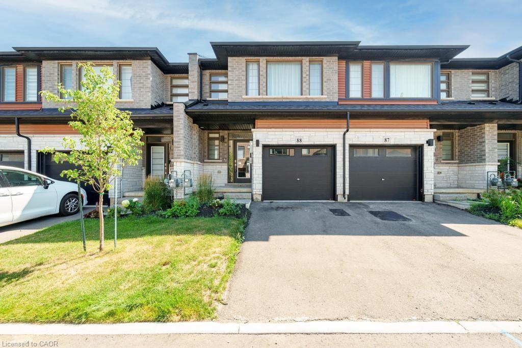 120 Court Drive Unit 88, Paris, ON N3L 0N2