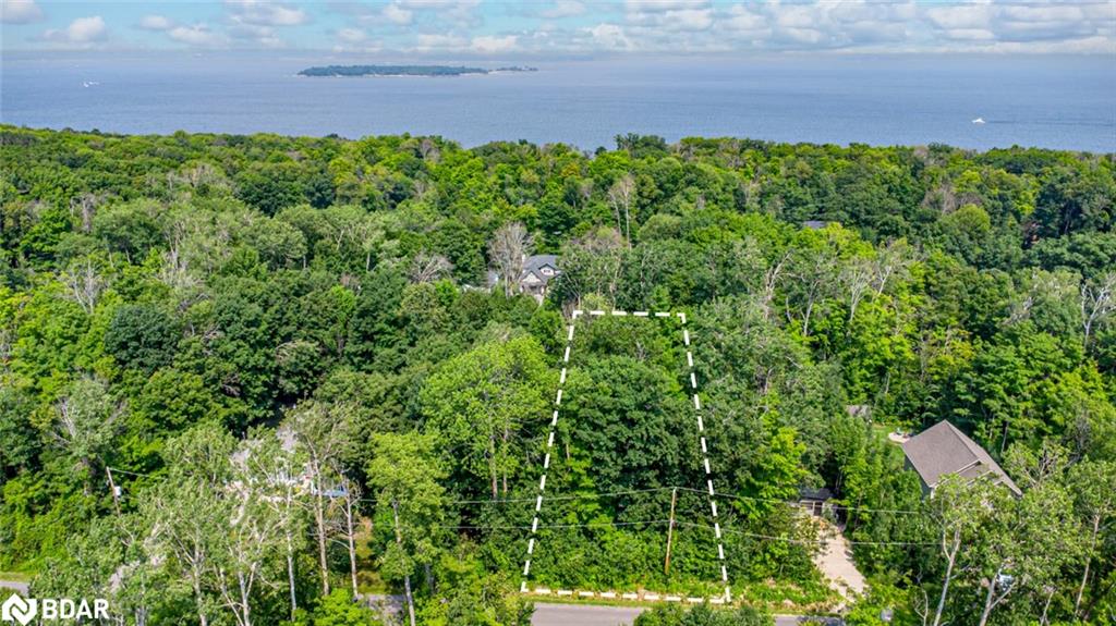 79 Wozniak Rd, Penetanguishene, ON L9M 1W6