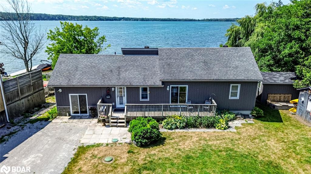 5580 Penetanguishene Rd, Springwater, ON L0L 1P0