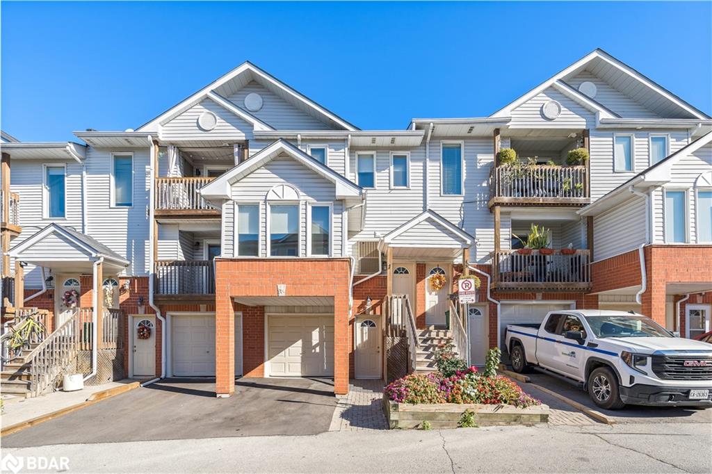 19 Wylie Cir #a, Halton Hills, ON L7G 5L9