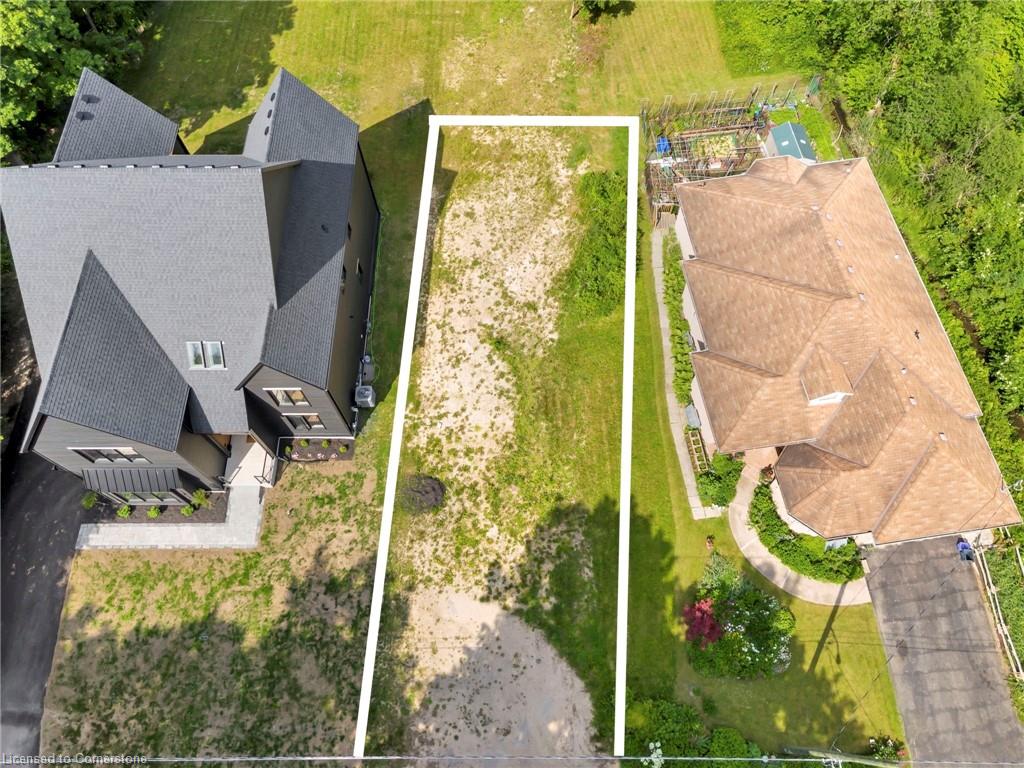 16 Mcdougall Rd, Waterloo, ON N2L 2W5