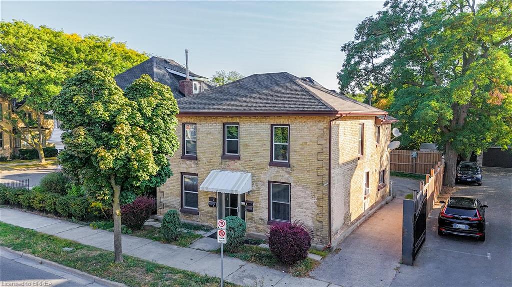 113 Brant Ave, Brantford, ON N3T 3H4