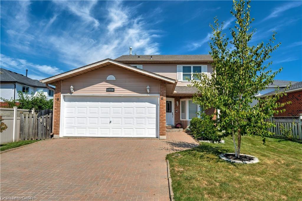 2181 Cleaver Ave, Burlington, ON L7M 3W5