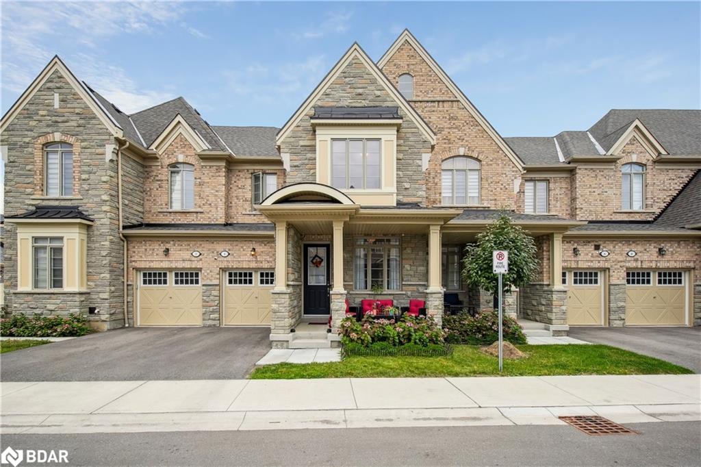 4 Hickling Ln, Ajax, ON L1T 0H4