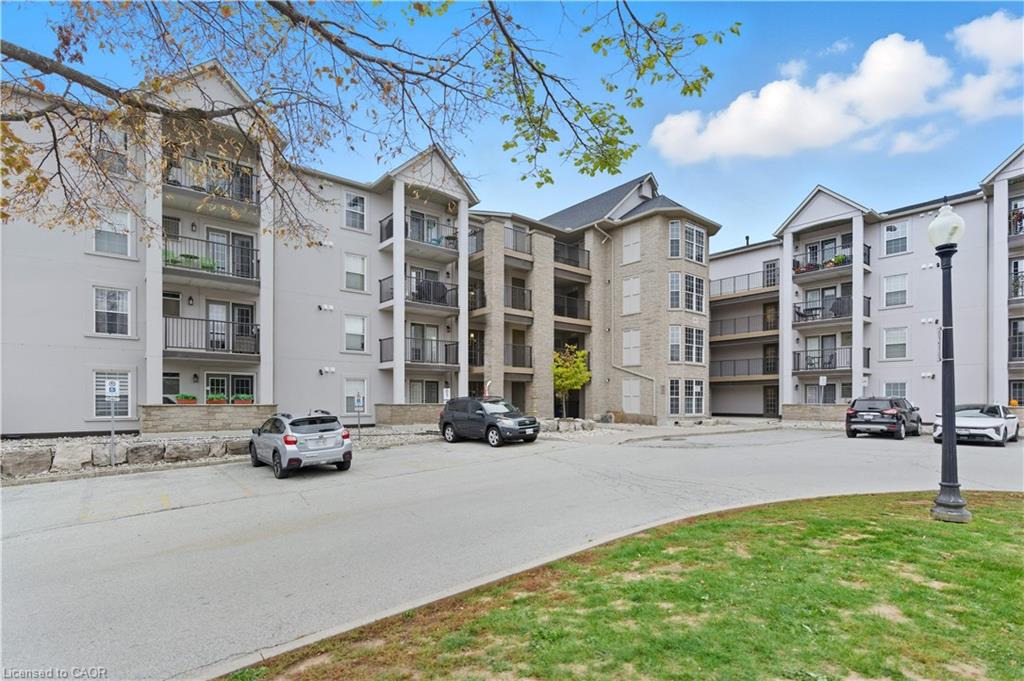 1411 Walkers Line Unit 409, Burlington, ON L7M 4P5