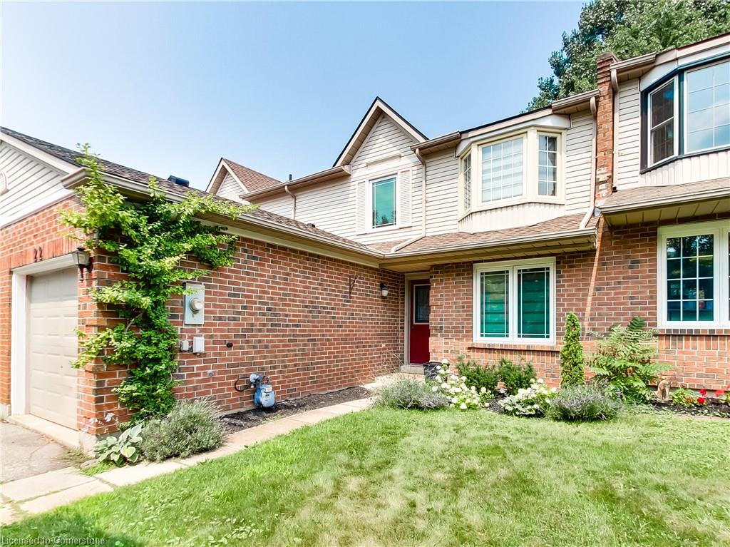 22 Hedgelawn Dr, Grimsby, ON L3M 5G9