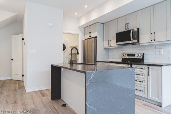 155 Equestrian Way Unit 131, Cambridge, ON N3E 0E8