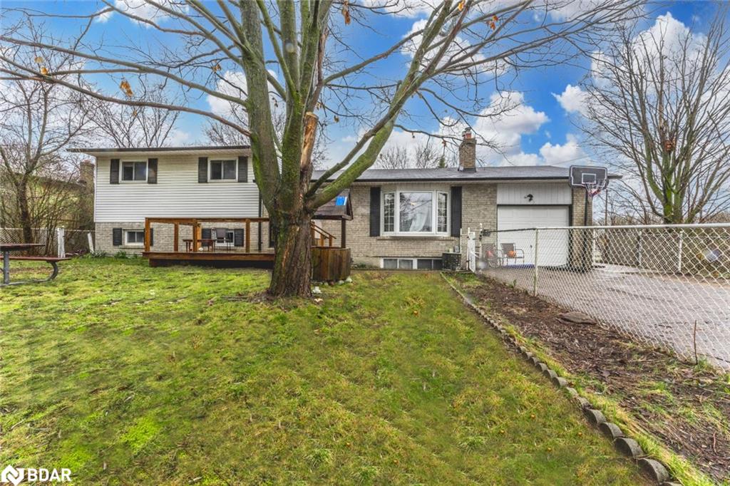 203 Phillips St, Barrie, ON L4N 3V2