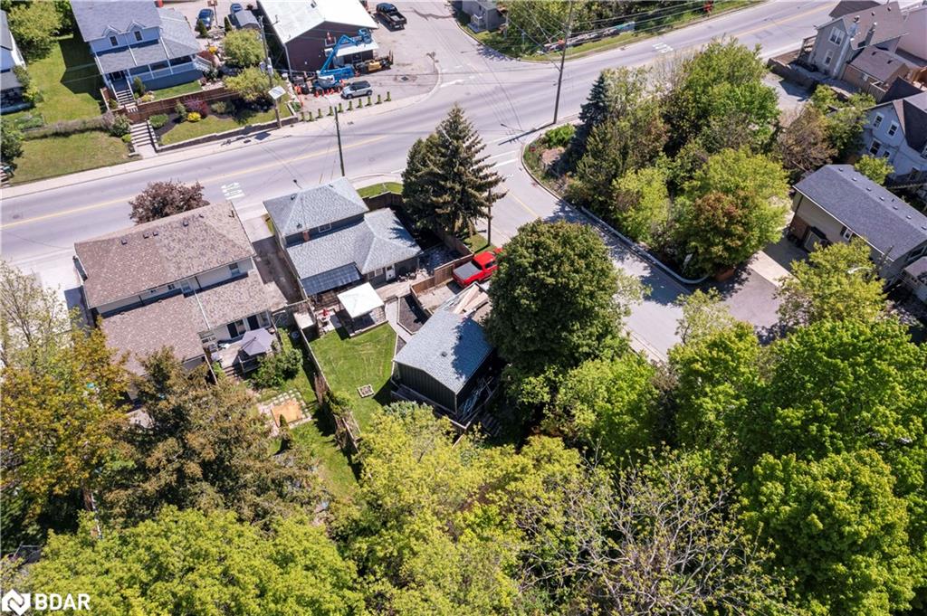 46 Main St St S, Halton Hills, ON L7J 1X4