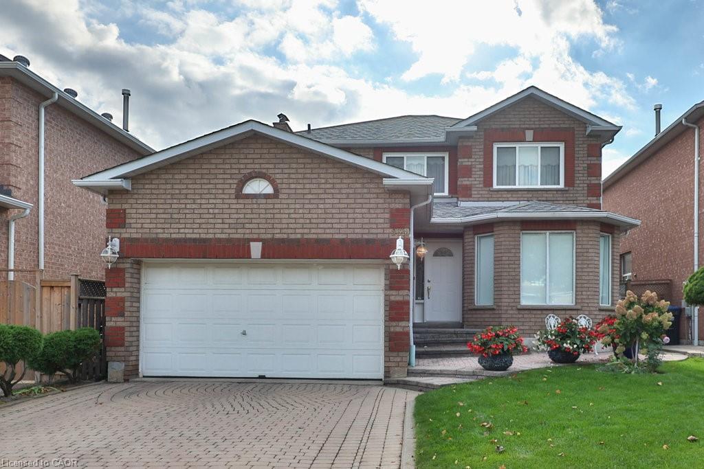 5310 Shackleton Way, Mississauga, ON L5R 3J6