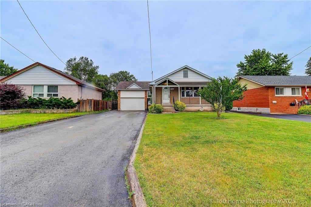 5543 Turney Dr, Mississauga, ON L5M 1A2