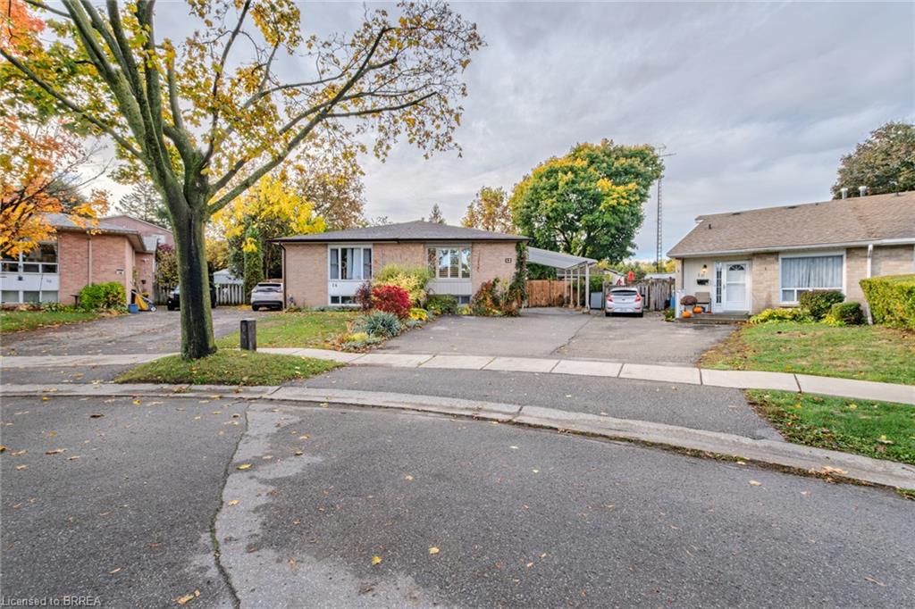 12 Inverness St, Brantford, ON N3V 1A8