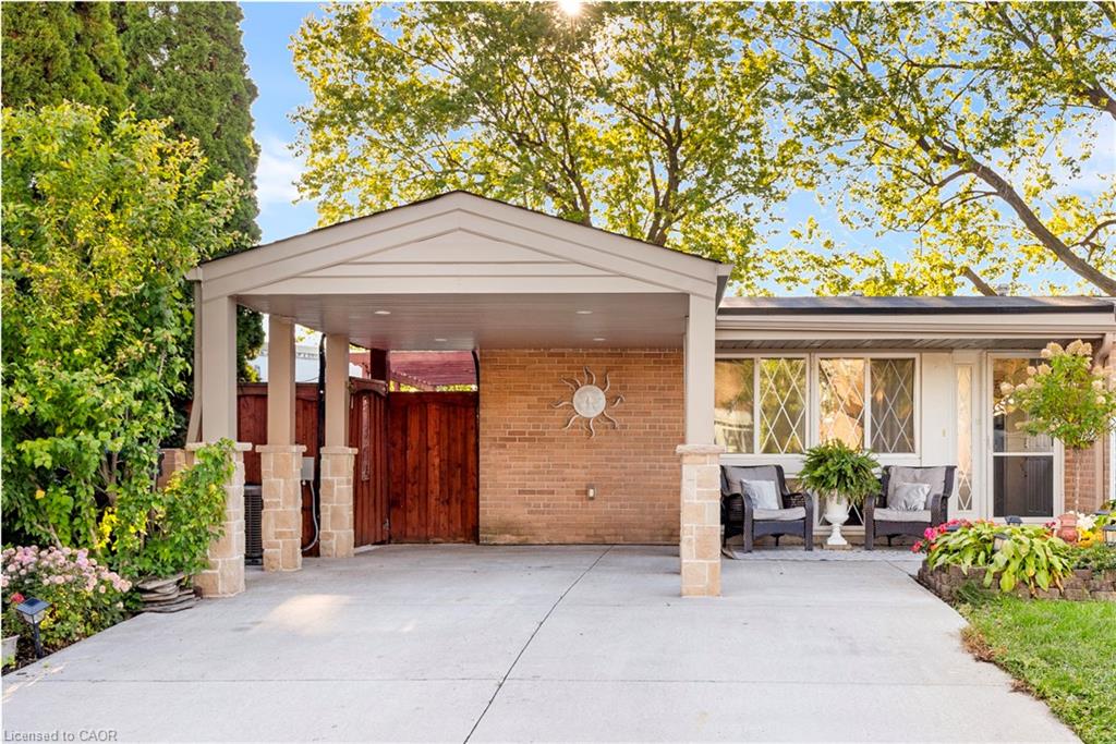 2610 Constable Rd, Mississauga, ON L5J 1W2
