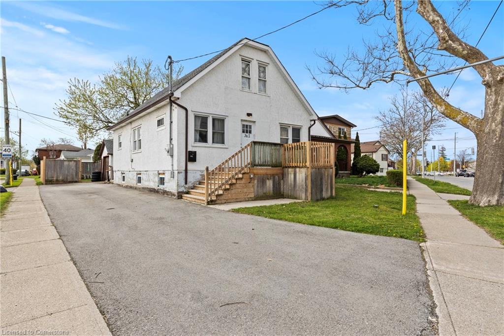 362 Carlton St, St. Catharines, ON L2M 4W5