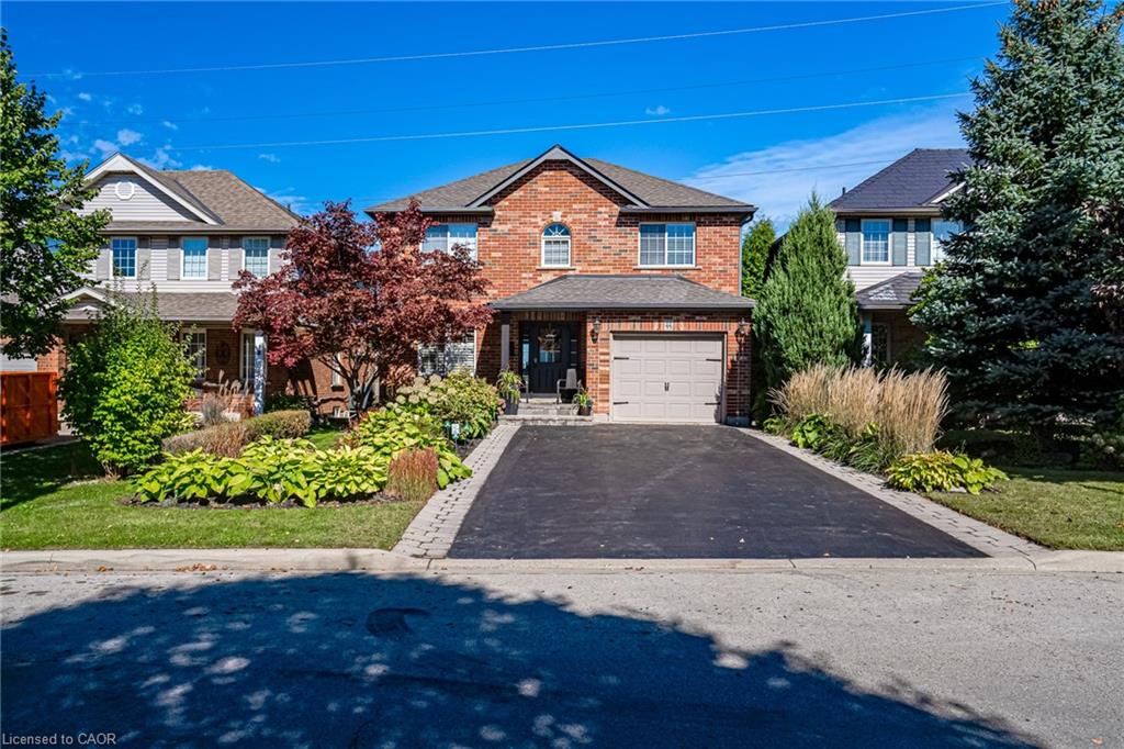 44 Grassyplain Dr, Hamilton, ON L0R 1W0