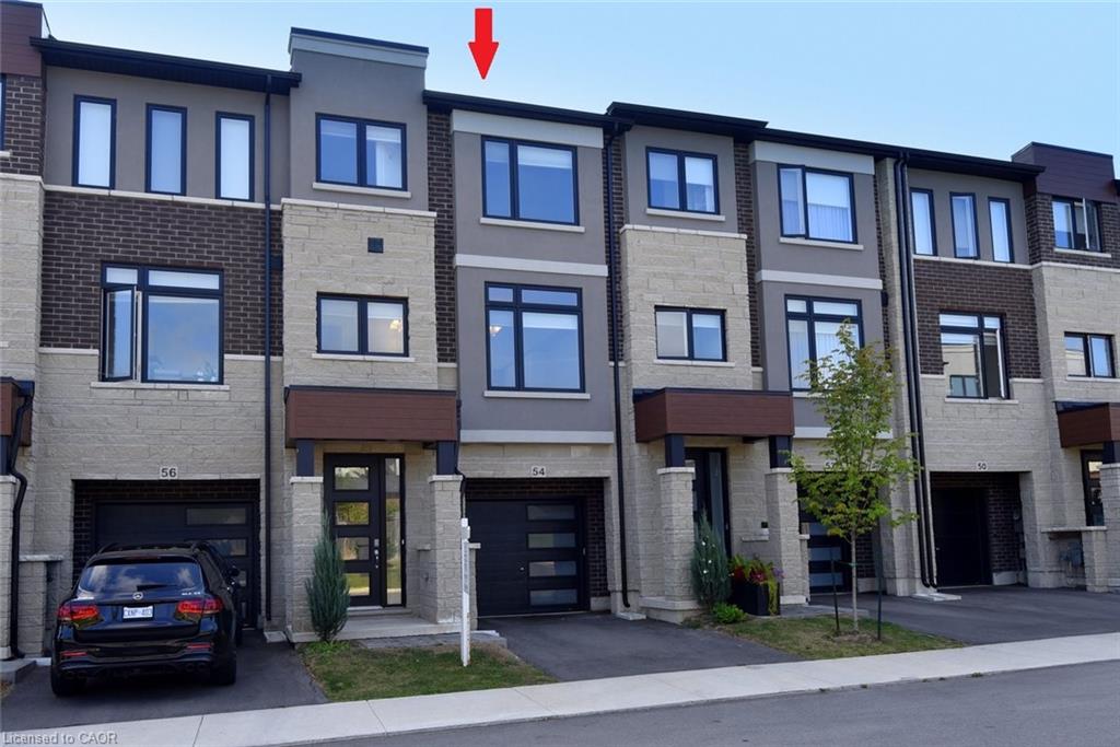 54 Capstone Ln, Hamilton, ON L9C 0E8