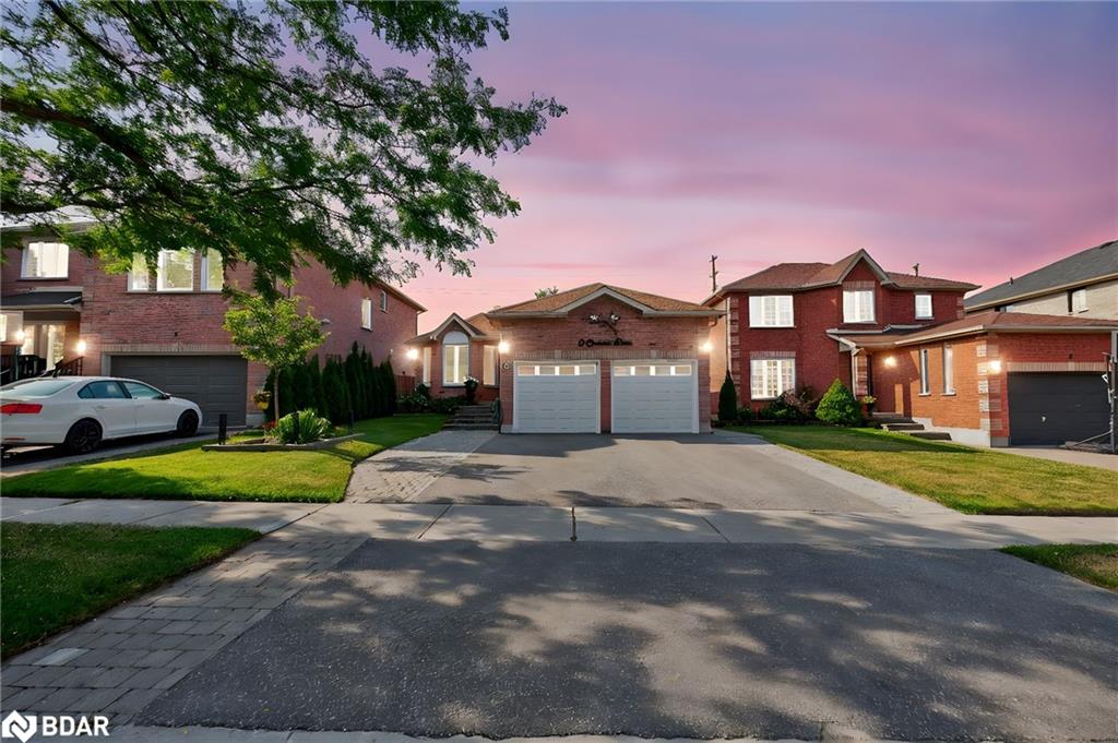 6 Sundew Dr, Barrie, ON L4N 9L9