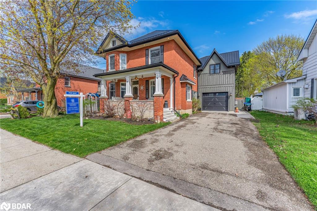 54 Nelson St, New Tecumseth, ON L9R 1H5
