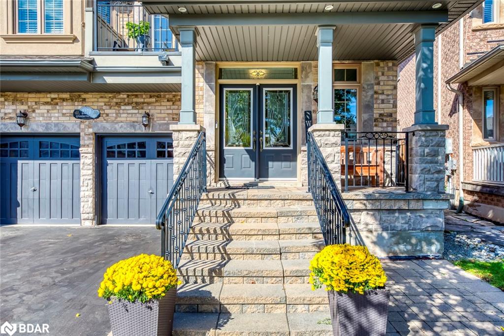 2270 Gladacres Ln, Oakville, ON L6M 0G3