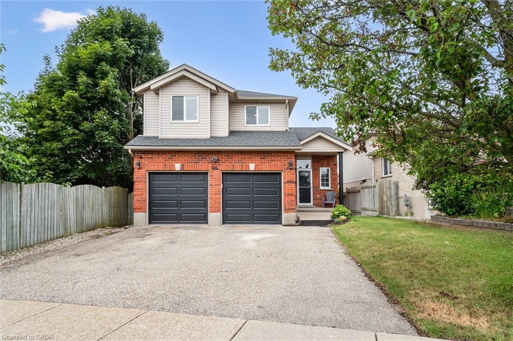 96 Kent St, Cambridge, ON N1S 4H2