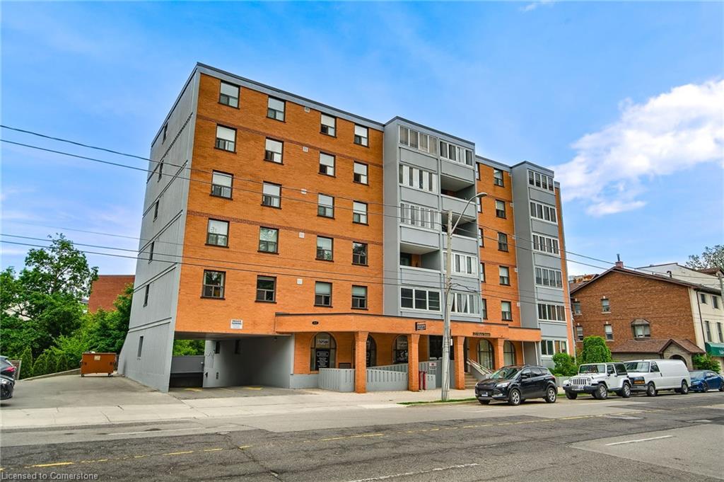 23 Main Street Unit 501, Hamilton, ON L9H 2P7