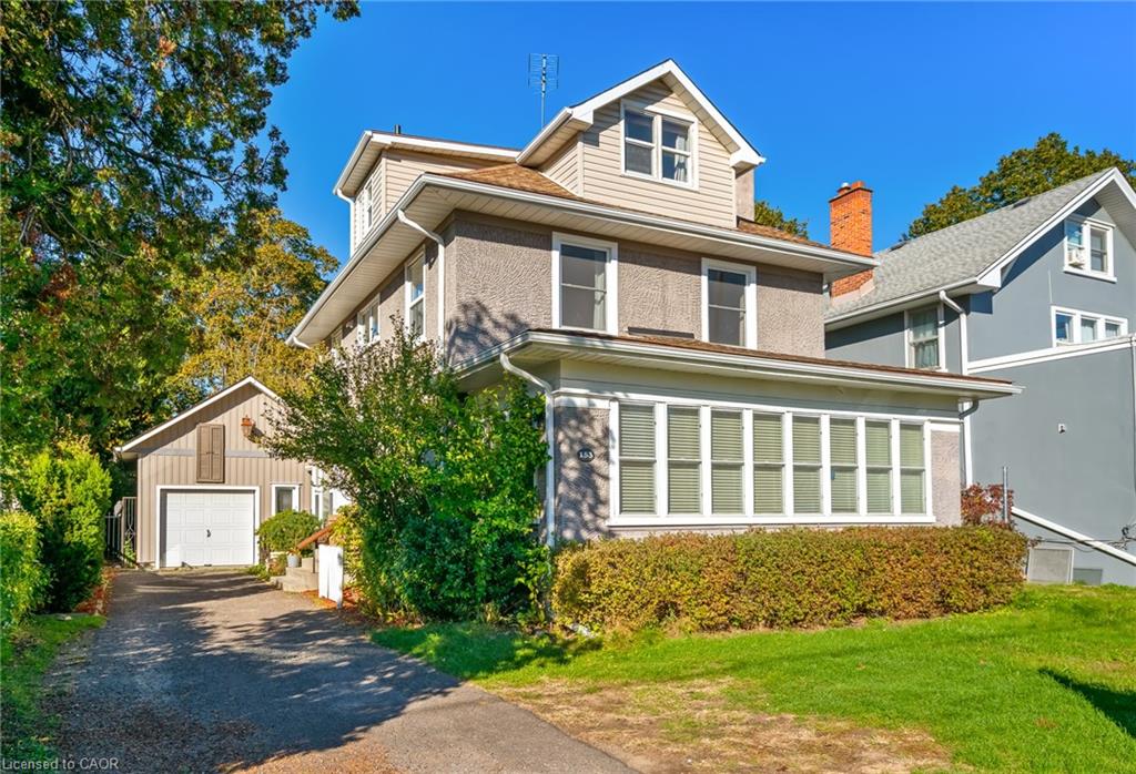 153 Geneva St, St. Catharines, ON L2R 4N7