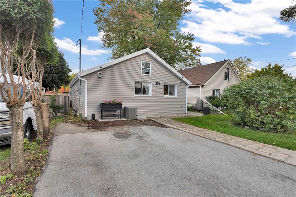 332 Vansitmart Ave, Hamilton, ON L8H 3B8