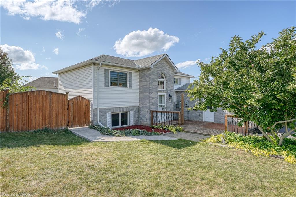 50 Pebble Beach Ct, Woodstock, ON N4S 8X2