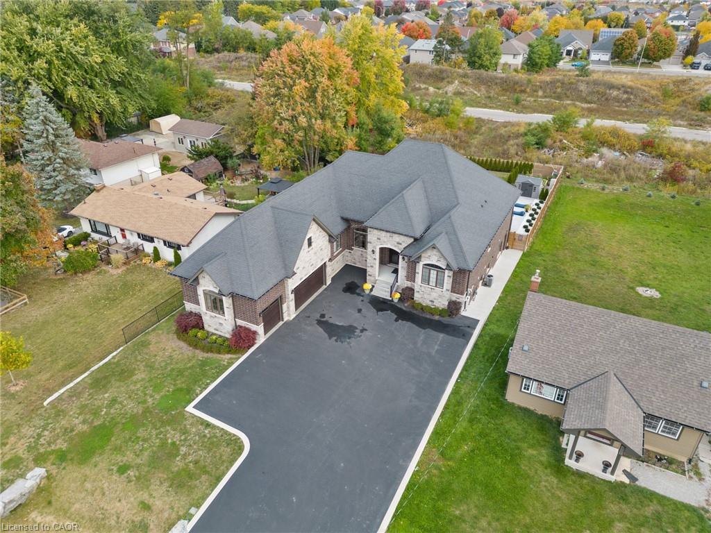 9848 Twenty Rd W, Hamilton, ON L0R 1W0