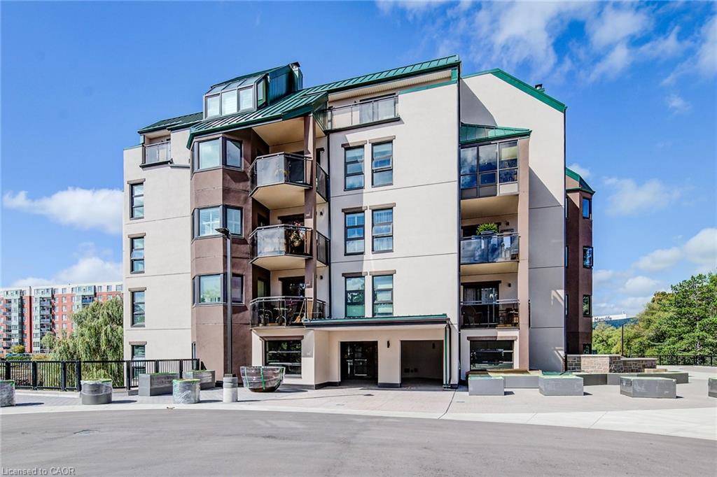 54 Blue Springs Drive Unit 41, Waterloo, ON N2J 4M4