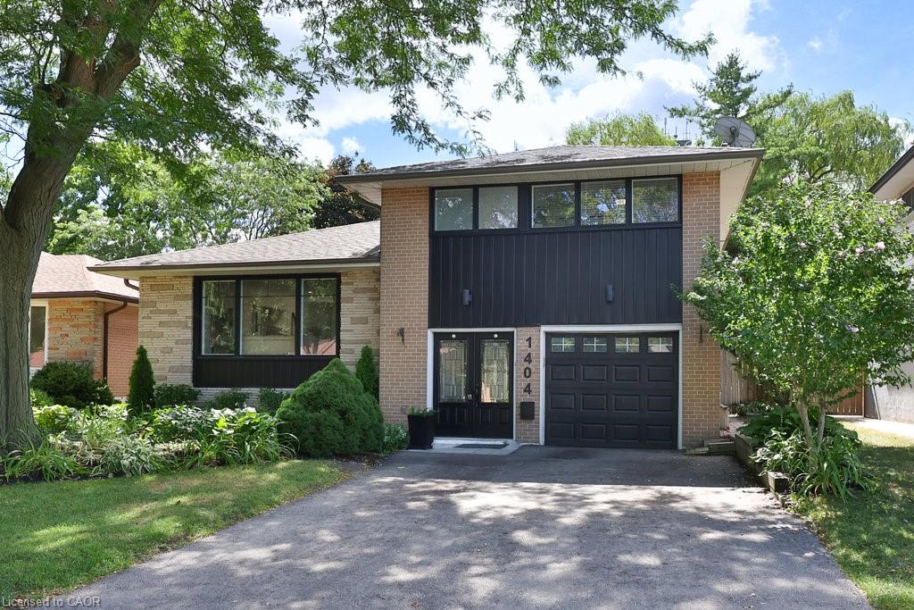 1404 Lewisham Dr, Mississauga, ON L5J 3R3