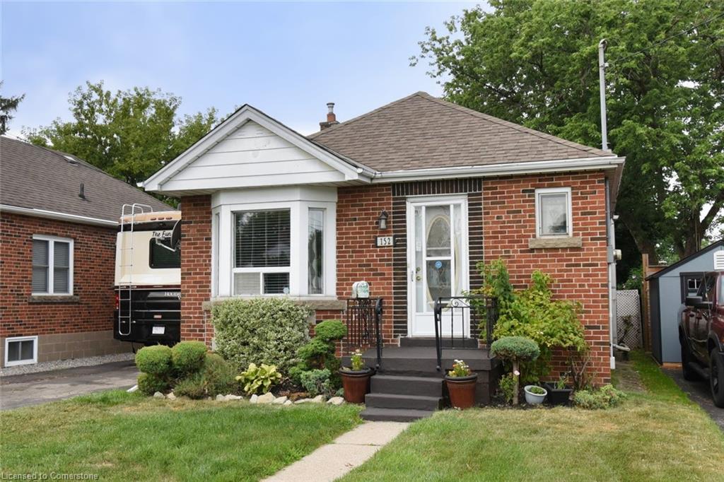 152 Glencairn Ave, Hamilton, ON L8K 3N9