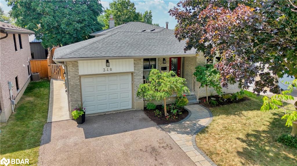 348 Wintergreen Dr, Waterloo, ON N2V 1L9