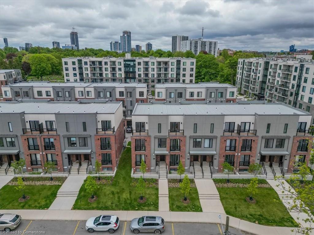 99 Roger Street Unit 10, Waterloo, ON N2J 1A4