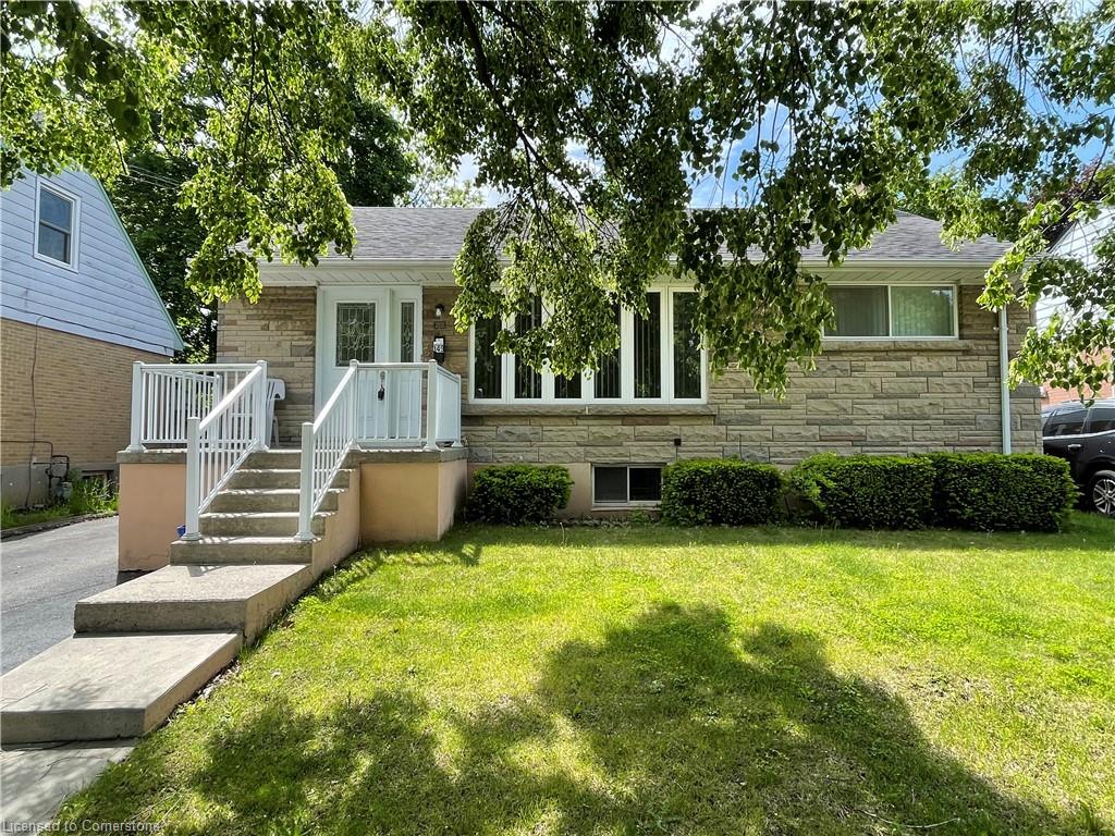 349 Whitney Ave, Hamilton, ON L8S 2H1