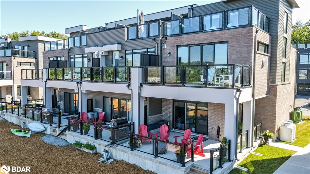 100 Marina Village Dr, Georgian Bay, ON L0K 1S0