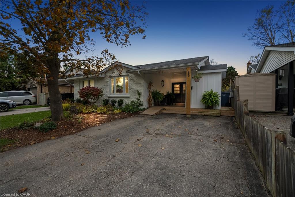 86 Queensdale Cres, Guelph, ON N1H 6W3
