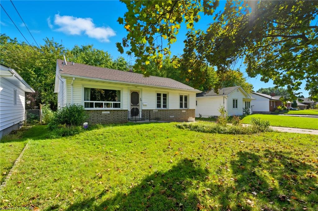 36 Woodelm Dr, St. Catharines, ON L2M 4N3
