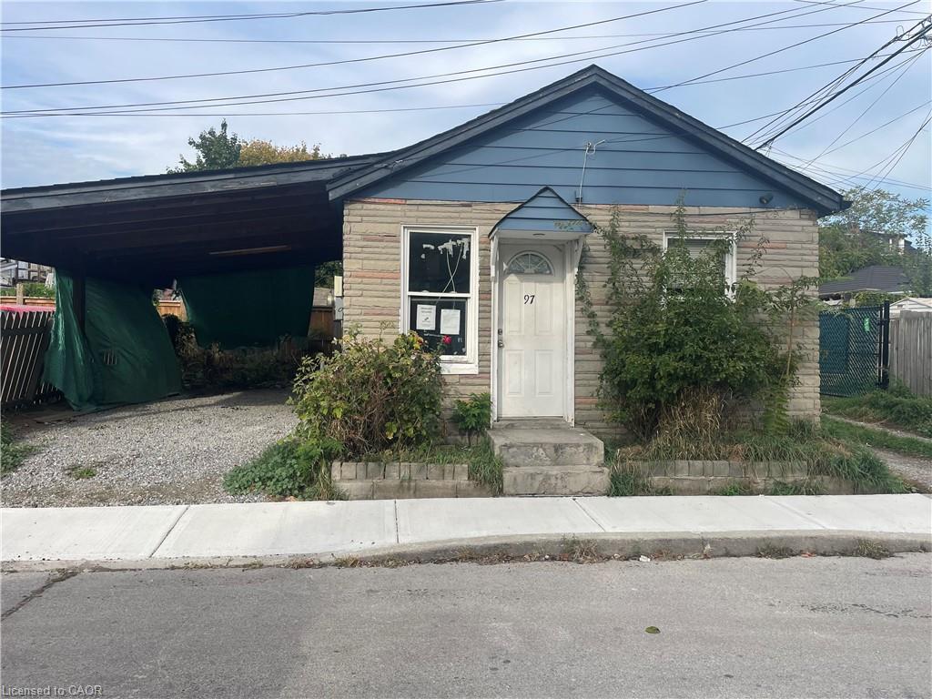 97 Evans St, Hamilton, ON L8L 1W6