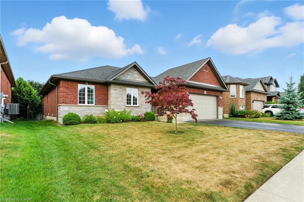 107 Applewood St, Blandford-Blenheim, ON N0J 1S0