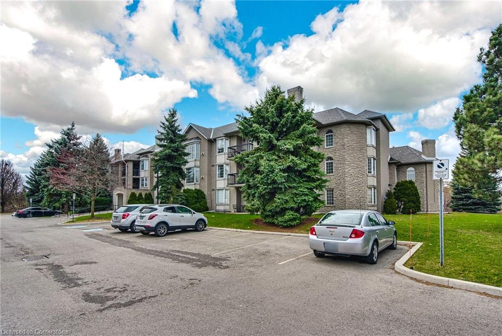 970 Golf Links Road Unit 205 Rd, Hamilton, ON L9K 1J8
