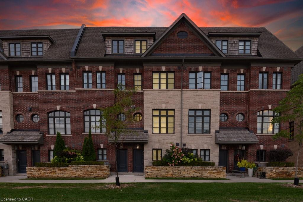 2160 Trafalgar Road Unit 10, Oakville, ON L6H 7H2
