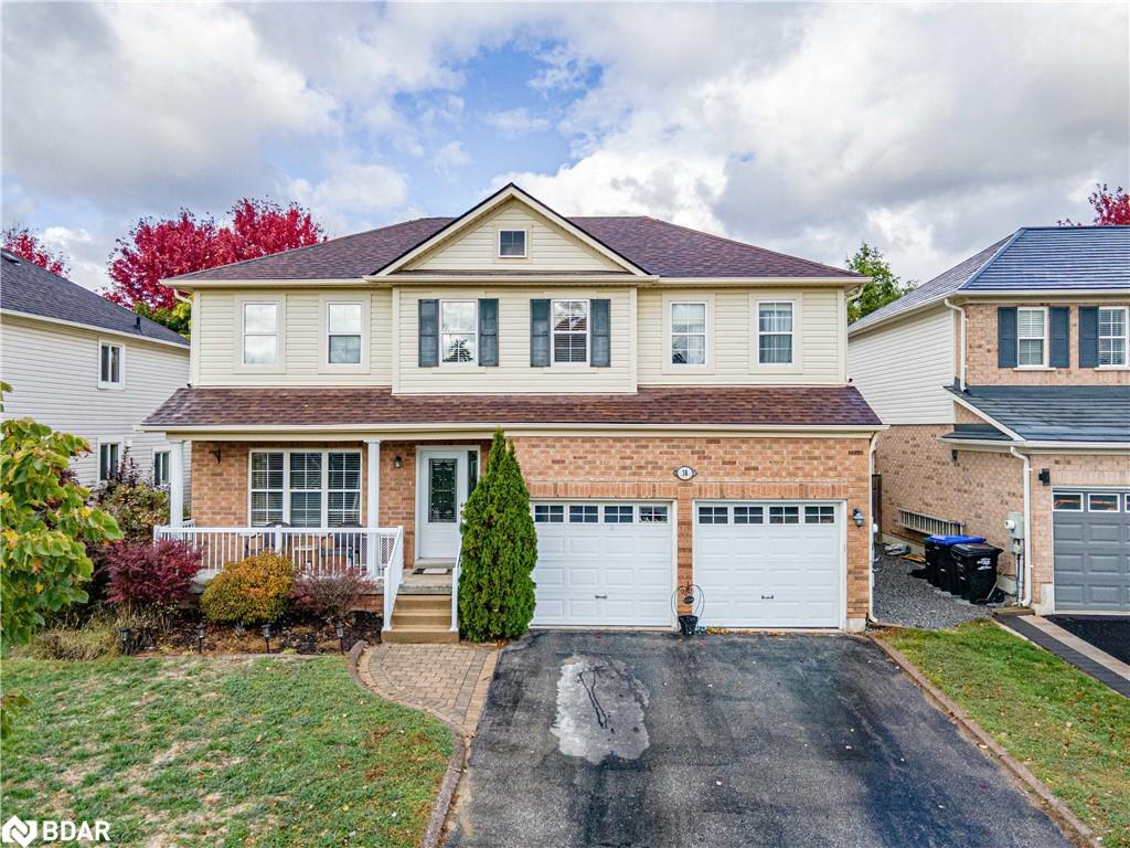 38 Truax Cres, Angus, ON L3W 0C2