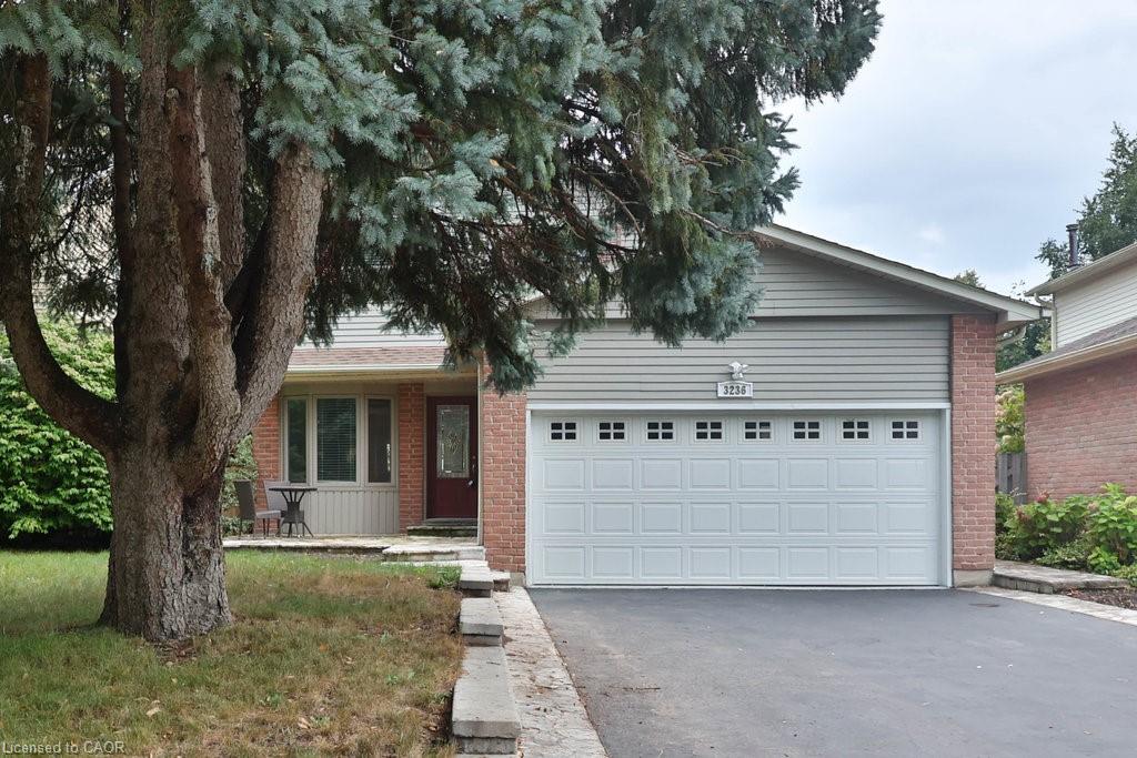 3236 Ulman Rd, Oakville, ON L6L 5T1
