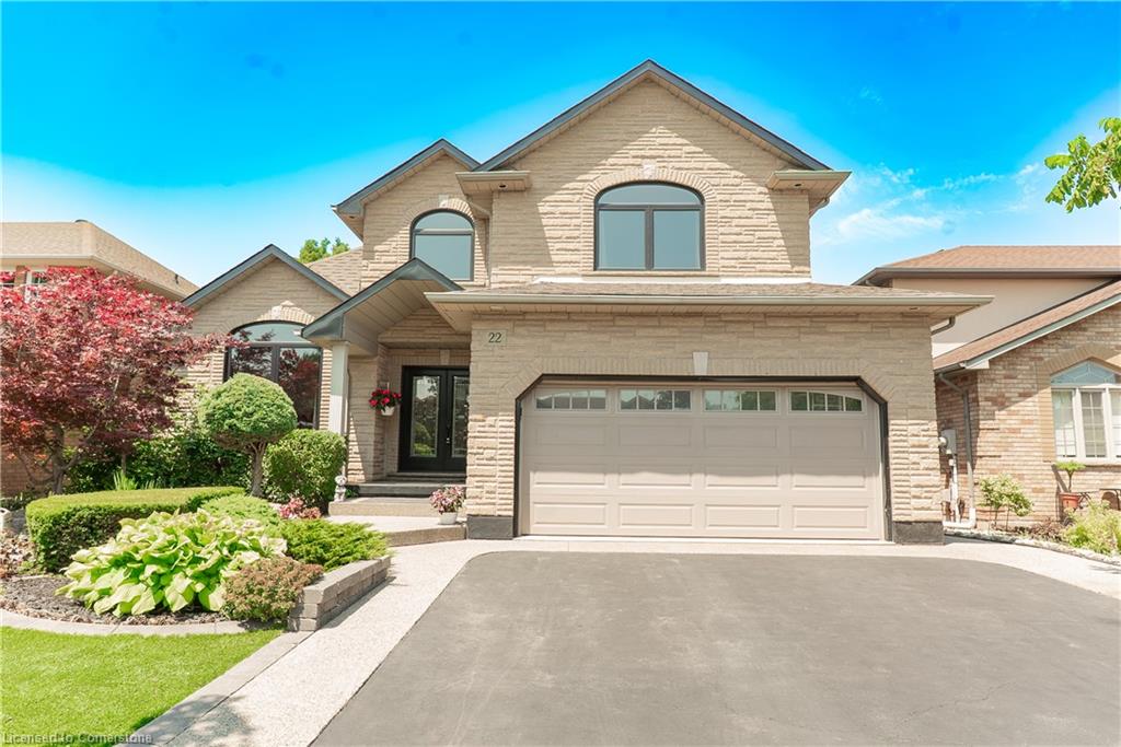 22 Tuscani Dr, Hamilton, ON L8E 5W4