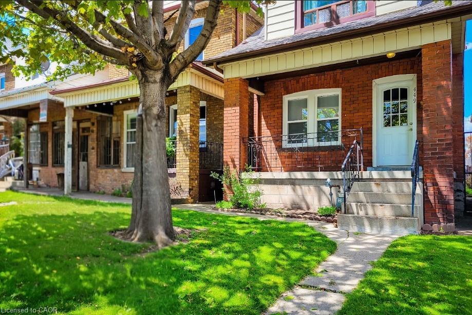 449 Hughson St N, Hamilton, ON L8L 4N4