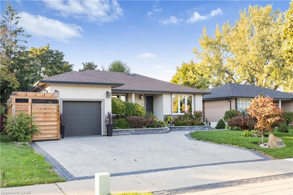 2517 Constable Rd, Mississauga, ON L5J 1V9