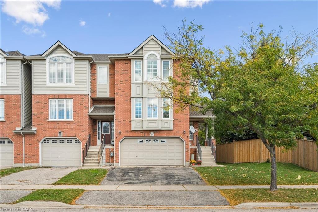 354 Dearborn Blvd, Waterloo, ON N2J 4Y9