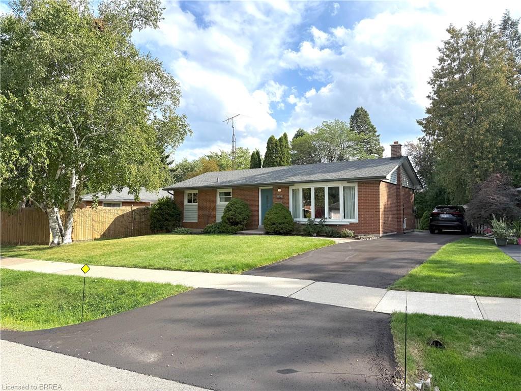 1232 Gainsborough Dr, Oakville, ON L6H 2H6